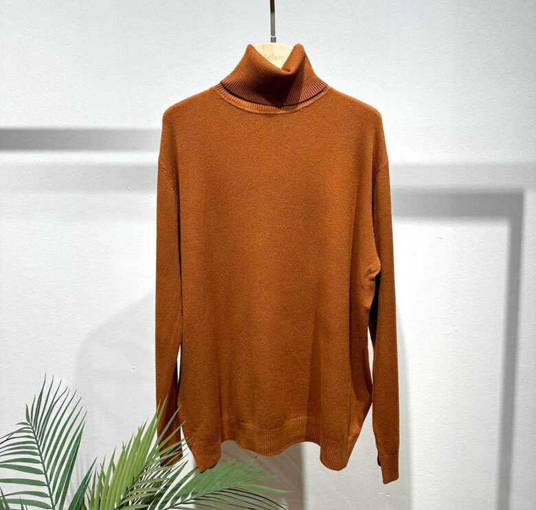 Džemperis - bītlene ar augsto apkakli un viskozi Brūns Universāls izmērs 